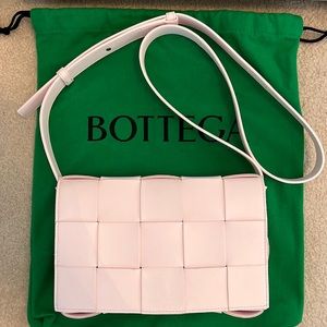 BOTTEGA VENETA 
Cassette Crossbody Bag 
Color: Bliss Washed & Silver